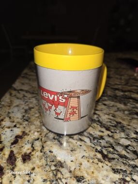 Levis Therma Serv Plastic Vintage Mug Spaceship
